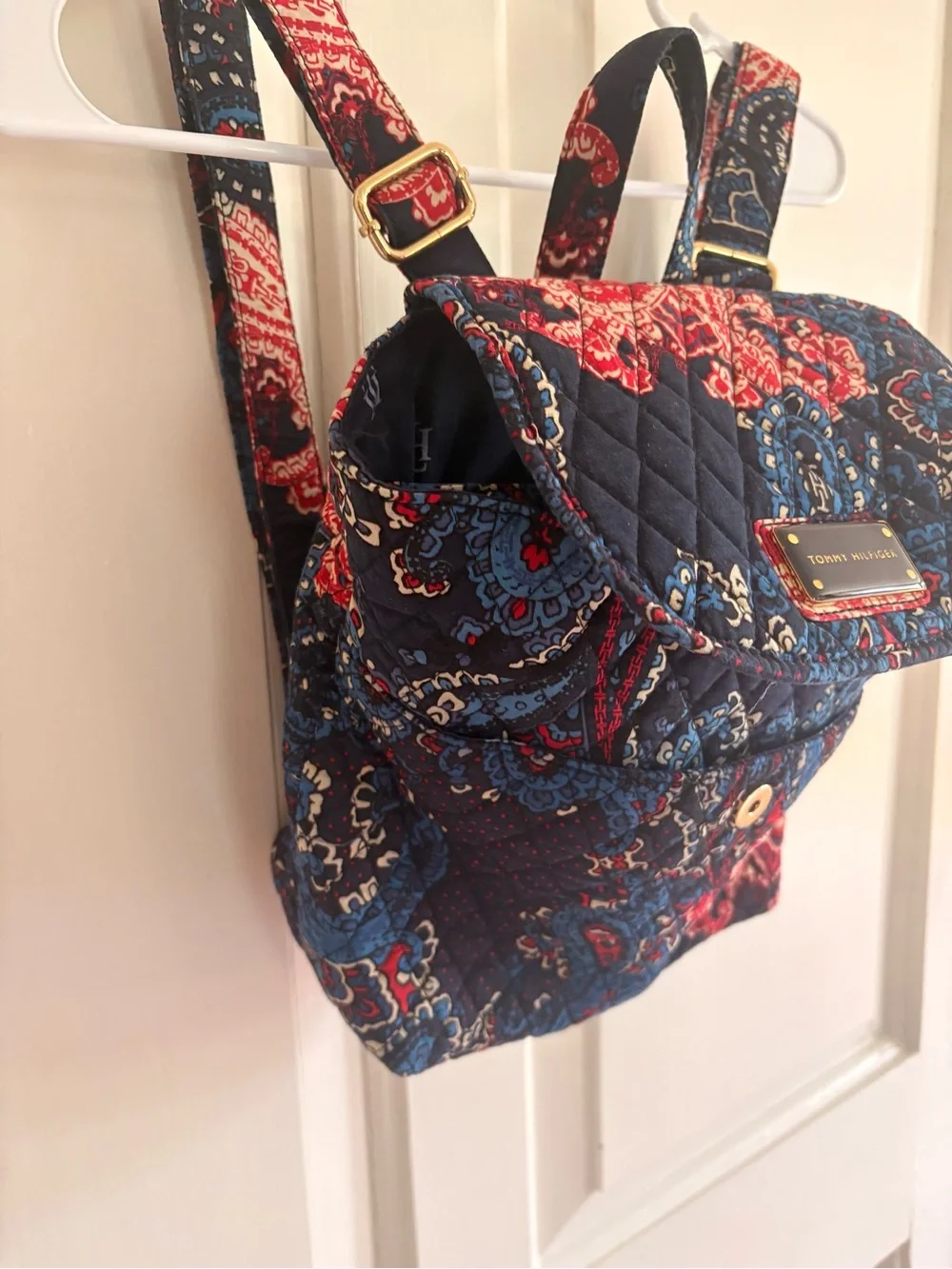 Tommy Hilfiger compact quilted